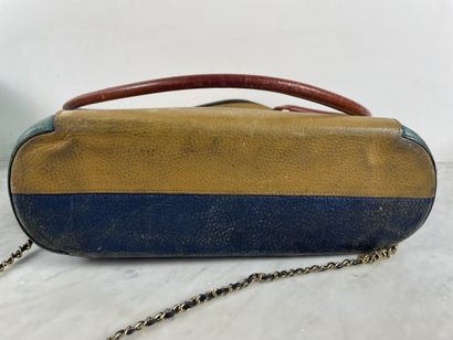 Delvaux, Bruxelles - Ensemble de trois sacs...