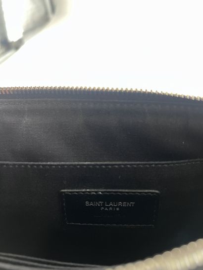 Saint Laurent Zip Pouch Pochette zippée
Pochette...