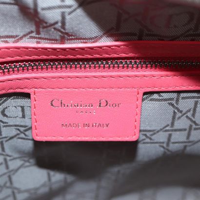 Christian Dior Lady Dior Cannage
Sac à main...