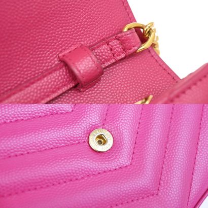 Saint Laurent Niki Chain Flap Bag
Sac à rabat...