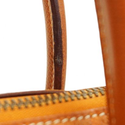 Hermès Bolide
Sac à main en cuir, modèle...
