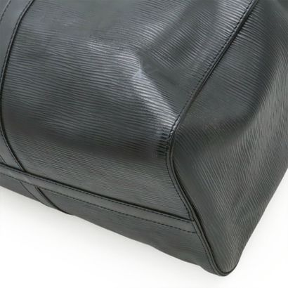 Louis Vuitton Keepall 45
Sac de voyage en...
