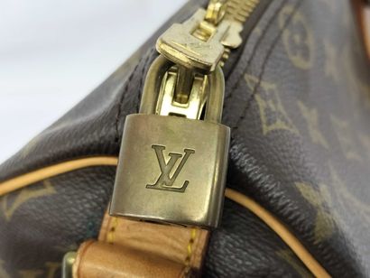 Louis Vuitton Keepall Bandoulière 55
Sac...