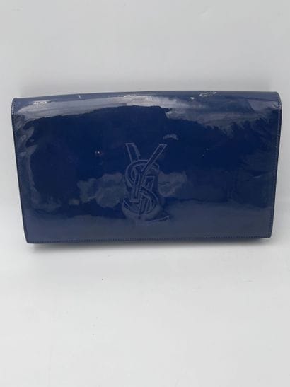 Saint Laurent Belle de Jour Chain Wallet
Pochette...