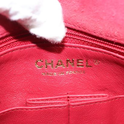 Chanel Vintage Chain Flap Shoulder Bag
Sac...