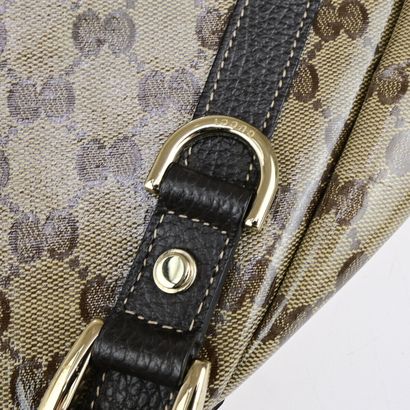 Gucci Abbey Shoulder Bag
Sac porté épaule...