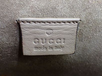 Gucci Dionysus Bag
Sac porté épaule en toile...