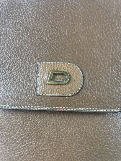 Sac bandoulière vintage en cuir grainé brun,...