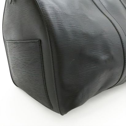 Louis Vuitton Keepall 45
Sac de voyage en...