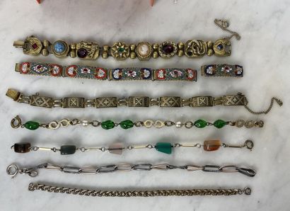 Set of fancy rings and bracelets (20th century):...