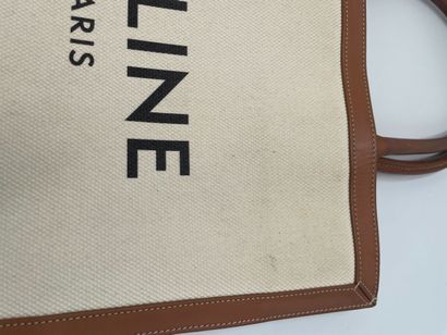 Céline Vertical Square Cabas Tote
Sac cabas...