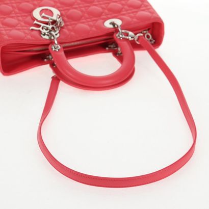 Christian Dior Lady Dior Cannage
Sac à main...