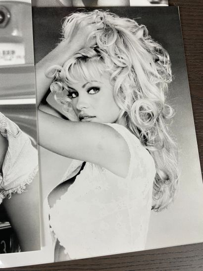 Set of 6 black & white promotional photographs,...