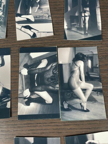 Set of erotic photographic business cards...
