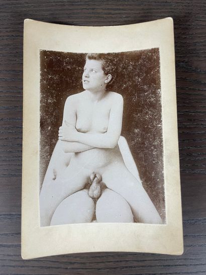 Photographie albuminé érotique explicite...