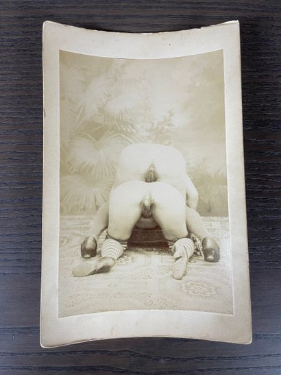 Photographie albuminé érotique explicite...