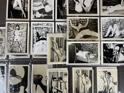 Soumission vintage erotic set (circa 1970-1980)
Suite...