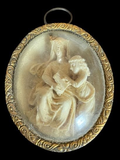 Set of devotional medallions in relief -...