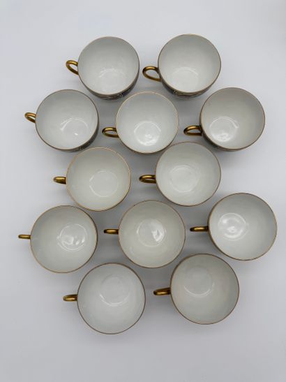 Service à café en porcelaine - M.F. Limoges...