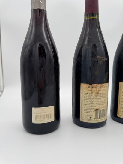Lot de vins de Bourgogne
Comprenant : Bourgogne...