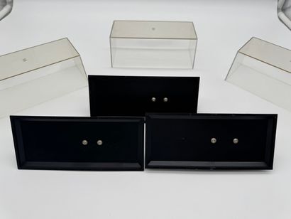 Set of 3 military tank models in display...