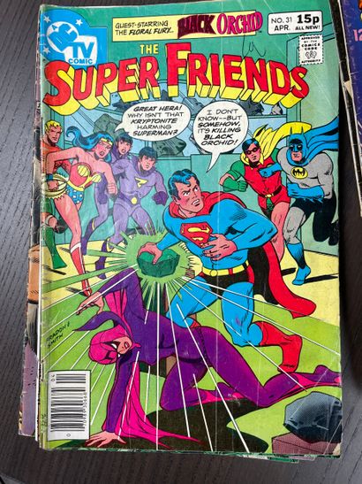 Lot de 45 comics américains, éditeur DC Comics,...