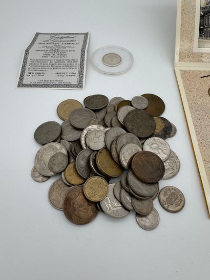 Set of current coins and silver medal - Belgium
Set...