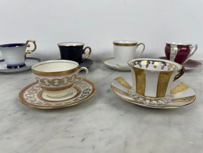 Ensemble de six tasses et sous-tasses en...