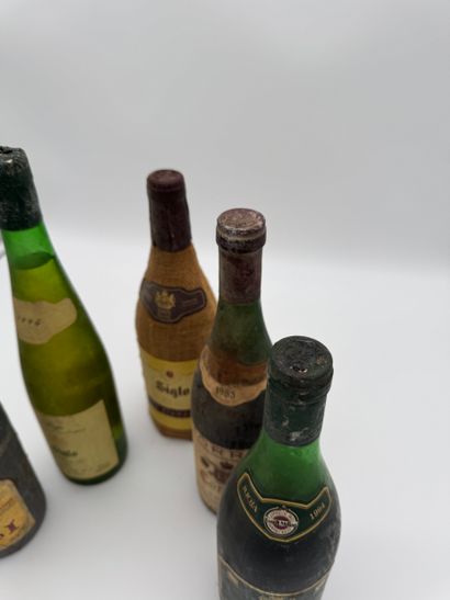Lot de vins d’Espagne et divers
Comprenant...
