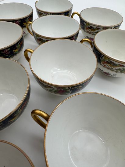 Service à café en porcelaine - M.F. Limoges...