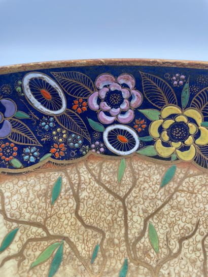 Trois pièces de céramique décorative - Nippon,...