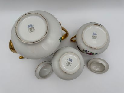Service à café en porcelaine - M.F. Limoges...