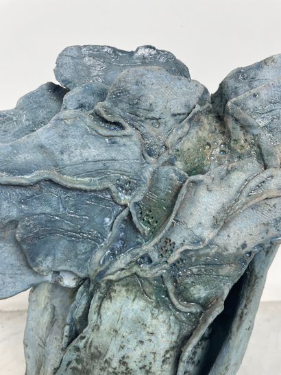 Unidentified ceramist - Large organic sculpture...