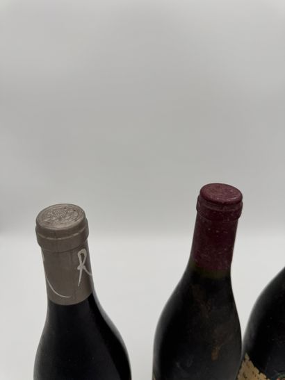 Lot de vins de Bourgogne
Comprenant : Bourgogne...