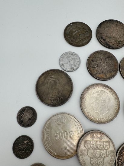 Important lot of numismatics and medals -...