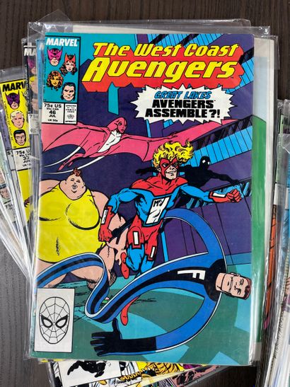 Lot de 32 comics américains Marvel Comics,...