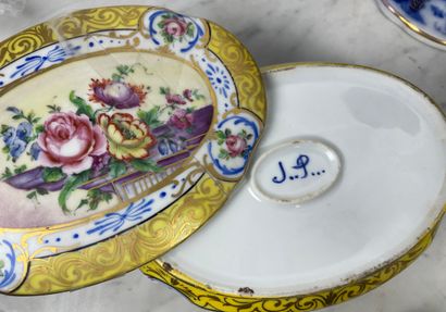 Lot de porcelaines/faïences et verre (Europe,...