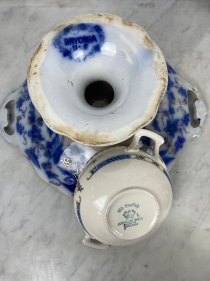 Lot de porcelaines/faïences et verre (Europe,...