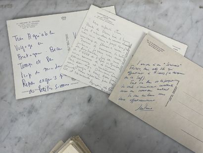 Correspondances manuscrites et cartes postales...