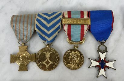 Lot de décorations militaires XX siècle
Lot...