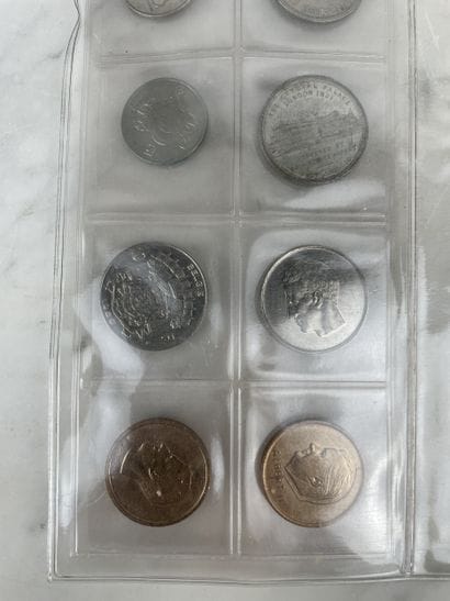 Lot d’environ 650 g de pièces de monnaie...