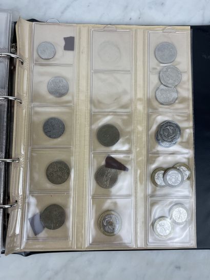 Classeurs numismatiques French coins in francs...