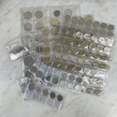 Lot d’environ 650 g de pièces de monnaie...