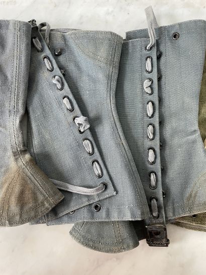 Militaria, trois paires de guêtres/jambières...