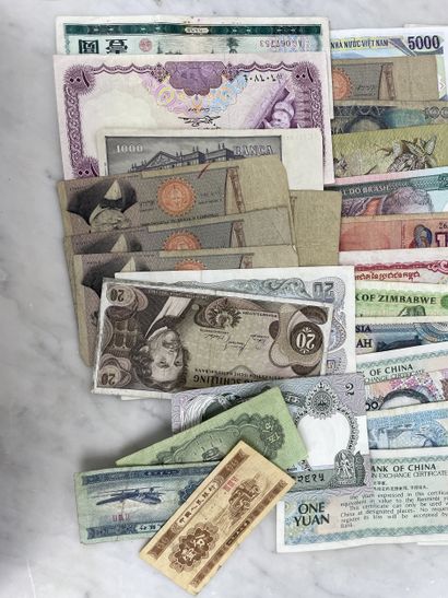 Ensemble de billets de banque Monde Fin XX...
