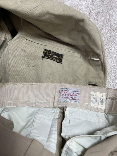 Lot de vêtements & effets militaires français...