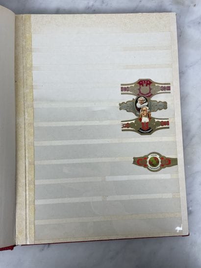 Porte-vues de documents manuscrits et album...