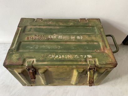Caisse militaire en métal - M23A, mines antichars...
