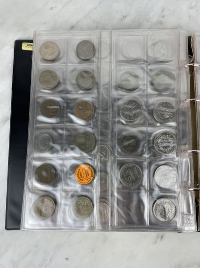 Classeurs numismatiques French coins in francs...