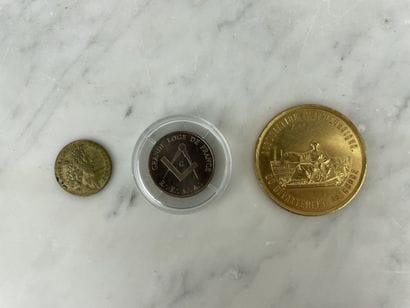 Lot de 3 jetons / Médailles numismatiques...